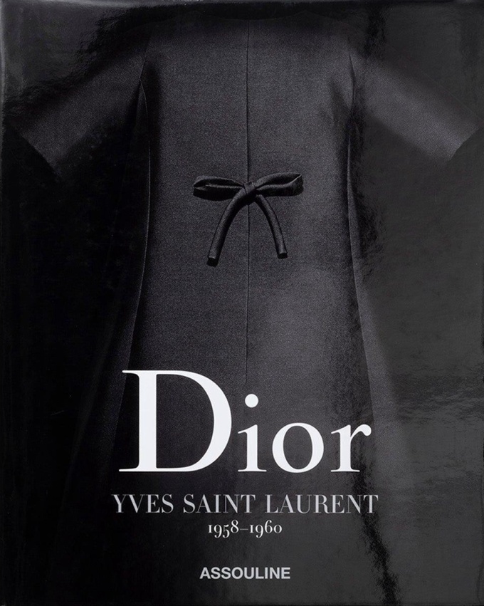 Cubierta de Dior by Yves Saint Laurent