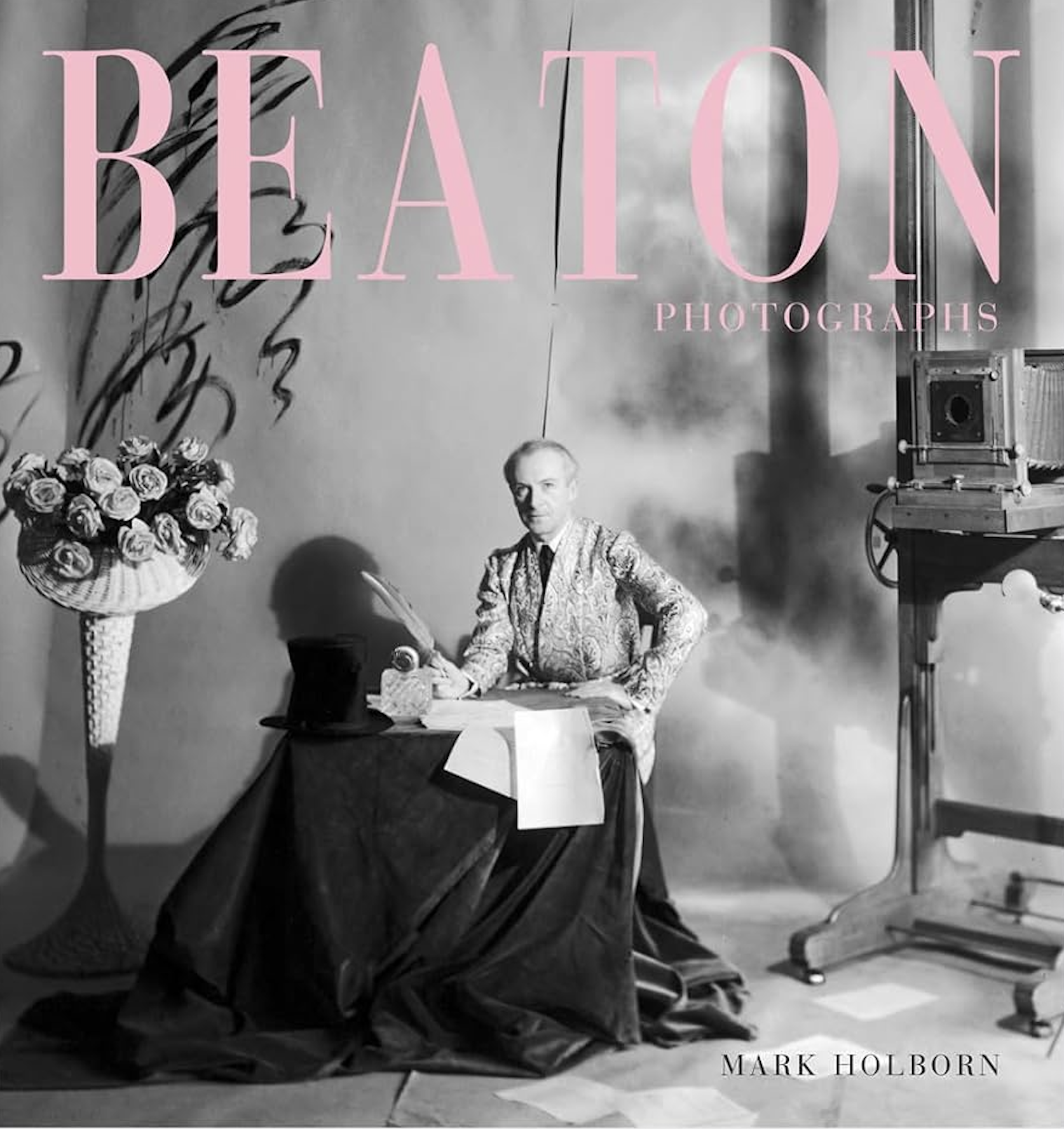 Cubierta de Beaton, Photographs