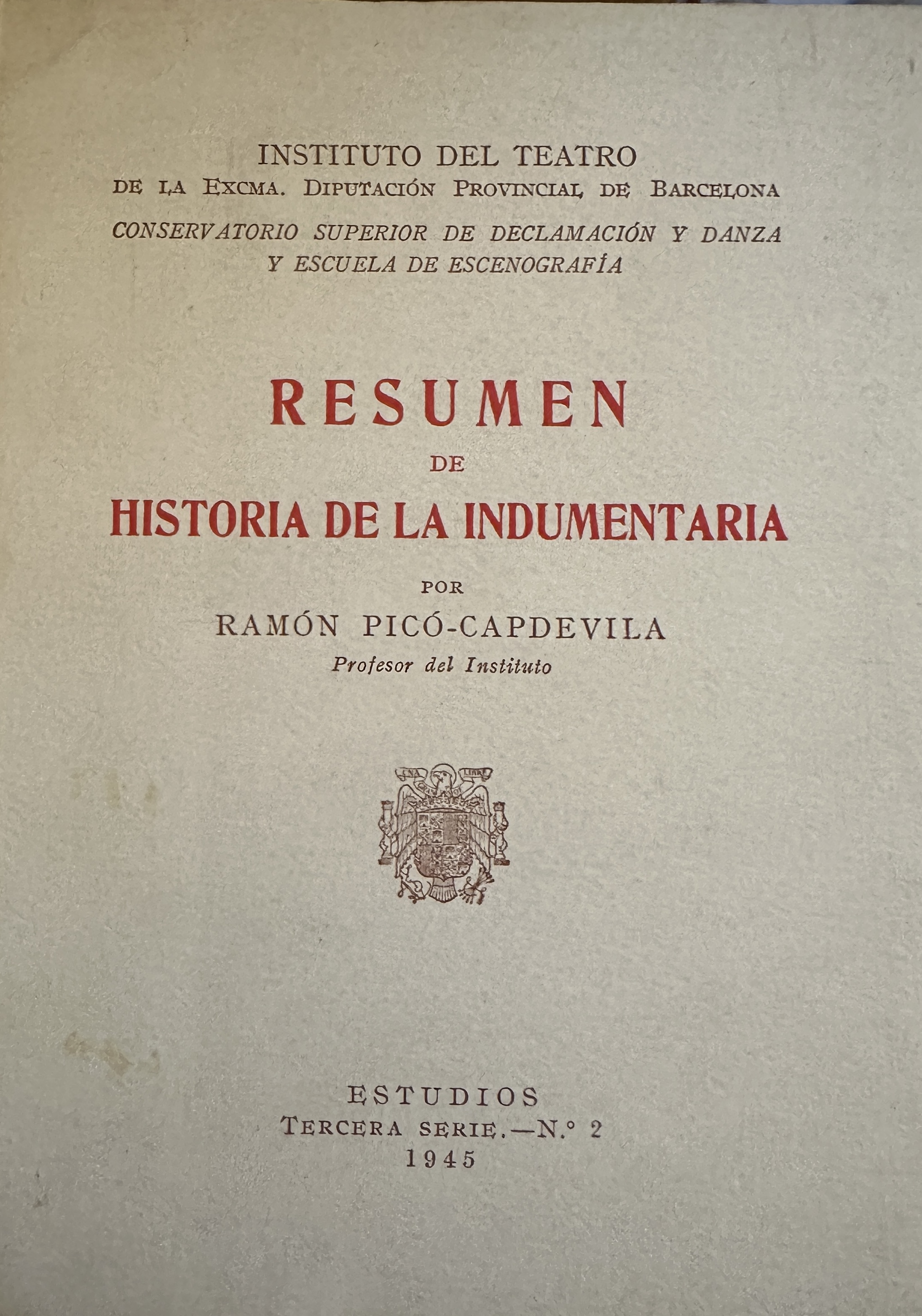 Cubierta de Resumen de historia de la indumentaria
