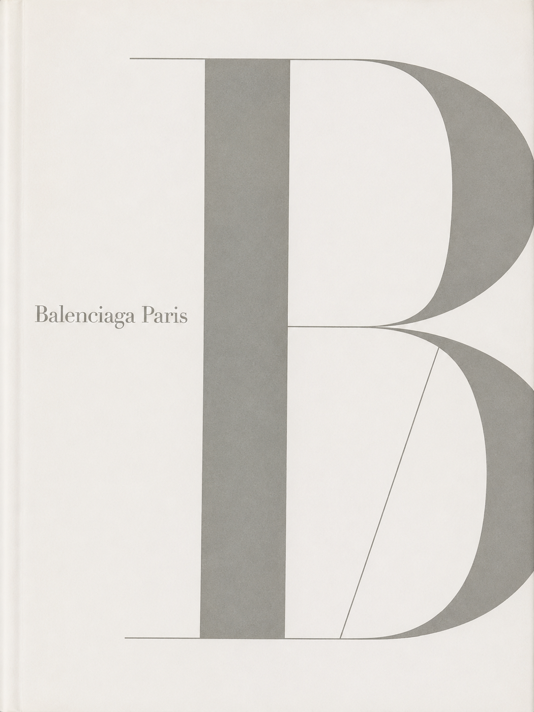 Cubierta de Balenciaga Paris